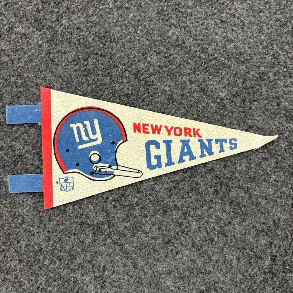 Vintage New York Giants Mini Pennant 7” NFL Football
